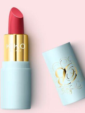 KIKO Milano Bridgerton Ballroom Beauty Satin Shine Lipstick 04 The Duke's Kiss